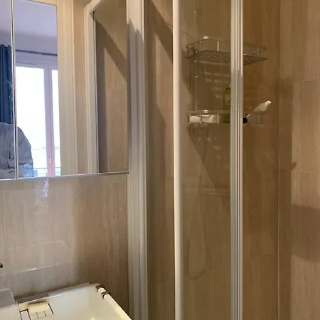 Apartament Charming Close To Bercy *